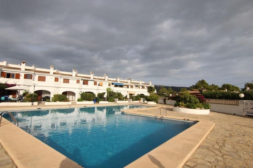 Town house in Spain, Moraira: Community pool Casa Jane is 4th from right