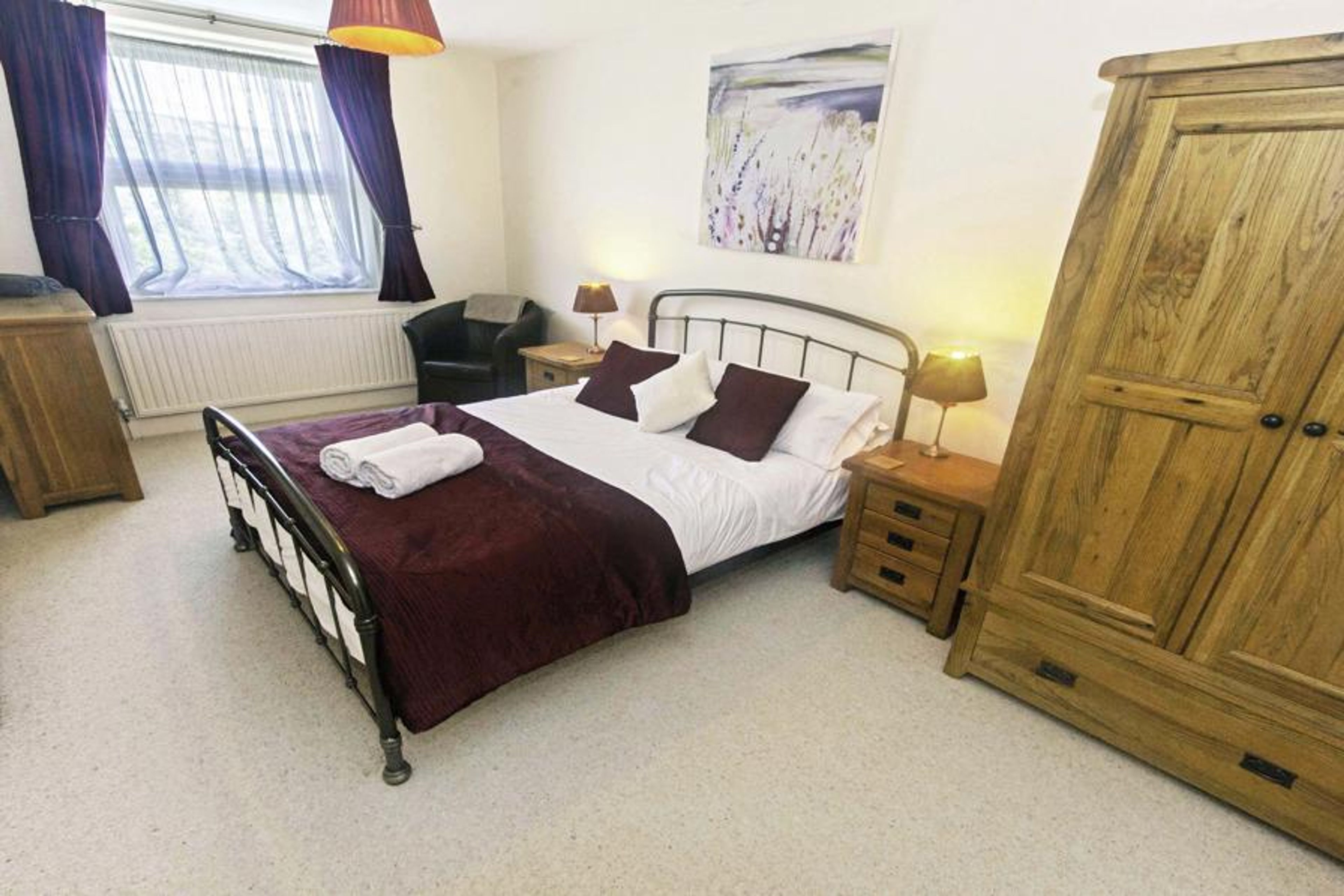 Master Bedroom kingsize
