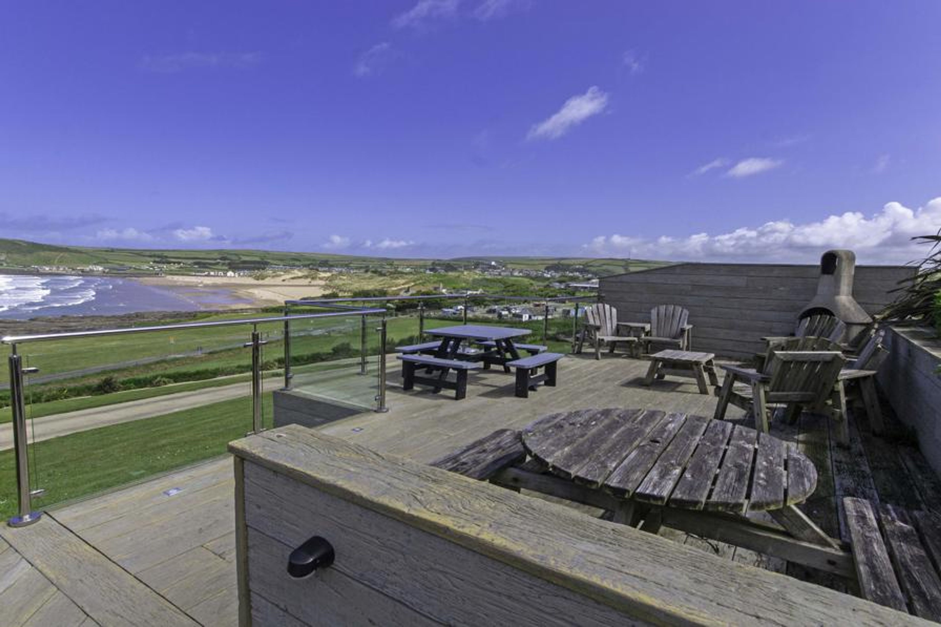 Decking area with BBQ