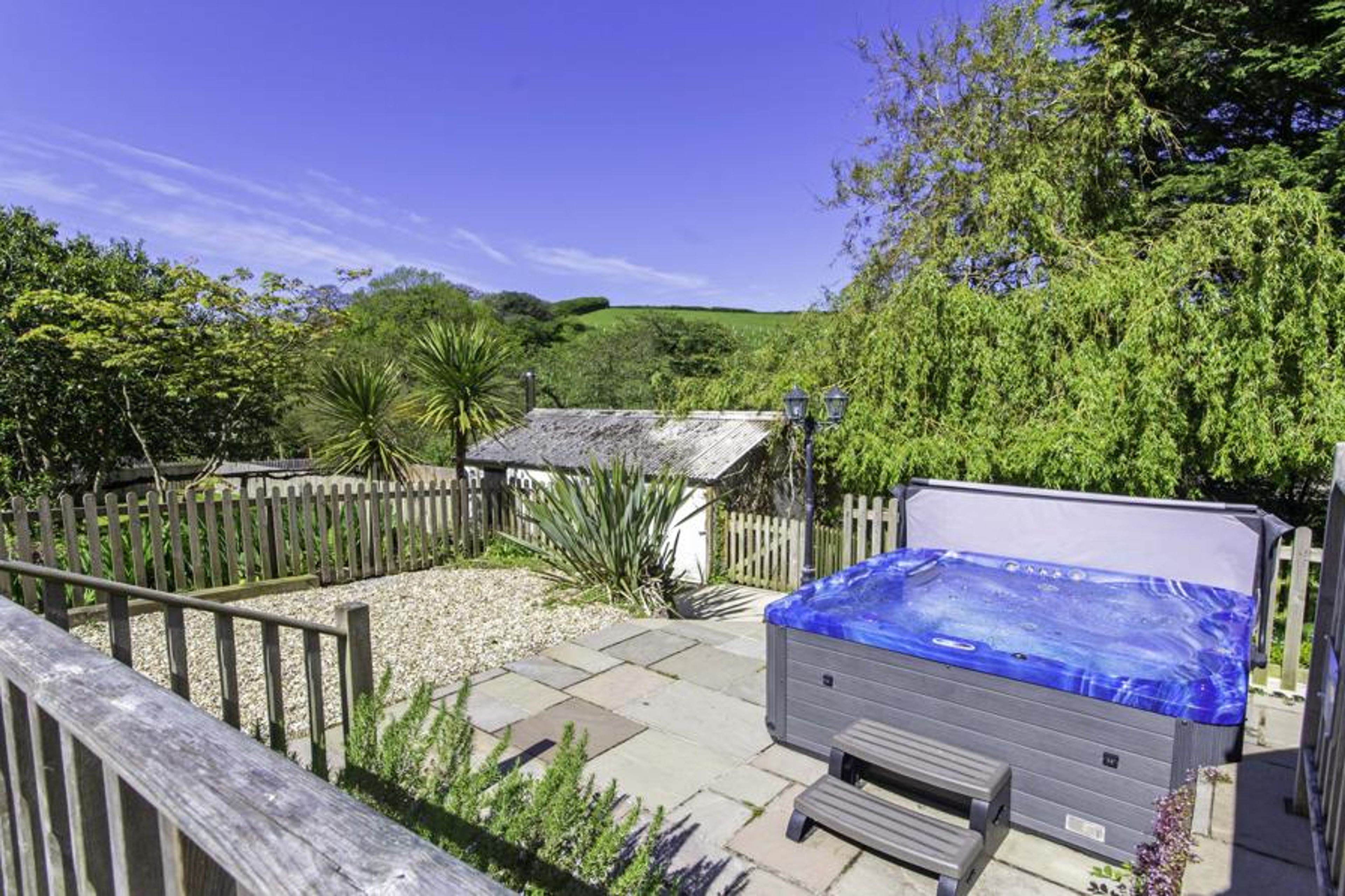 north devon holidays with hot tub