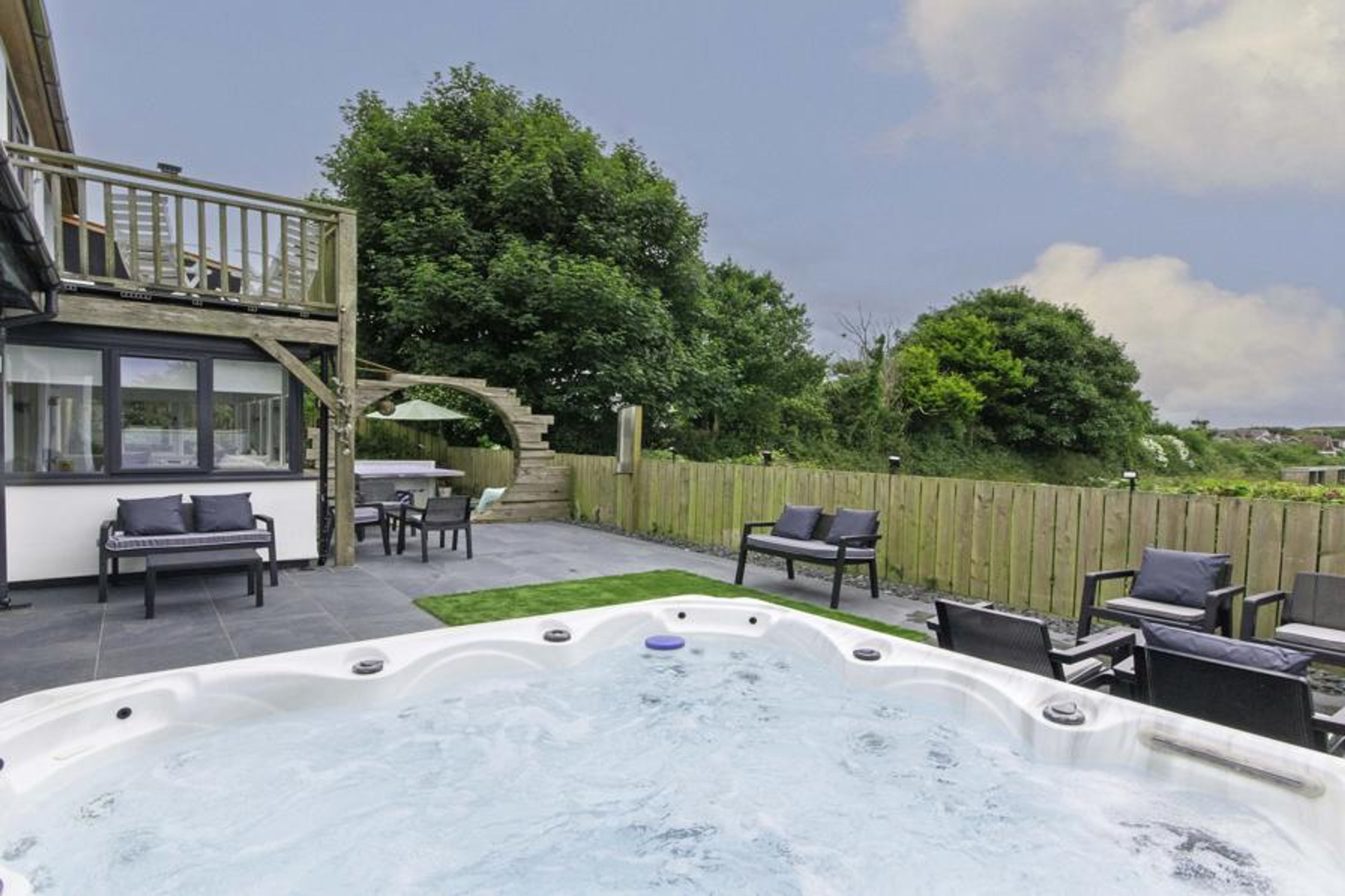 BagEnd Hot Tub