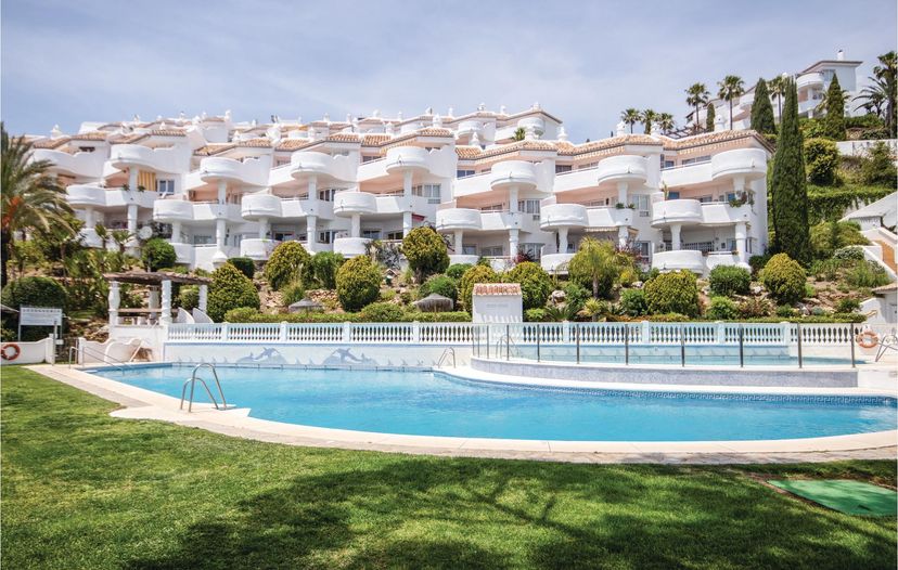 Apartment in Sitio de Calahonda, Spain