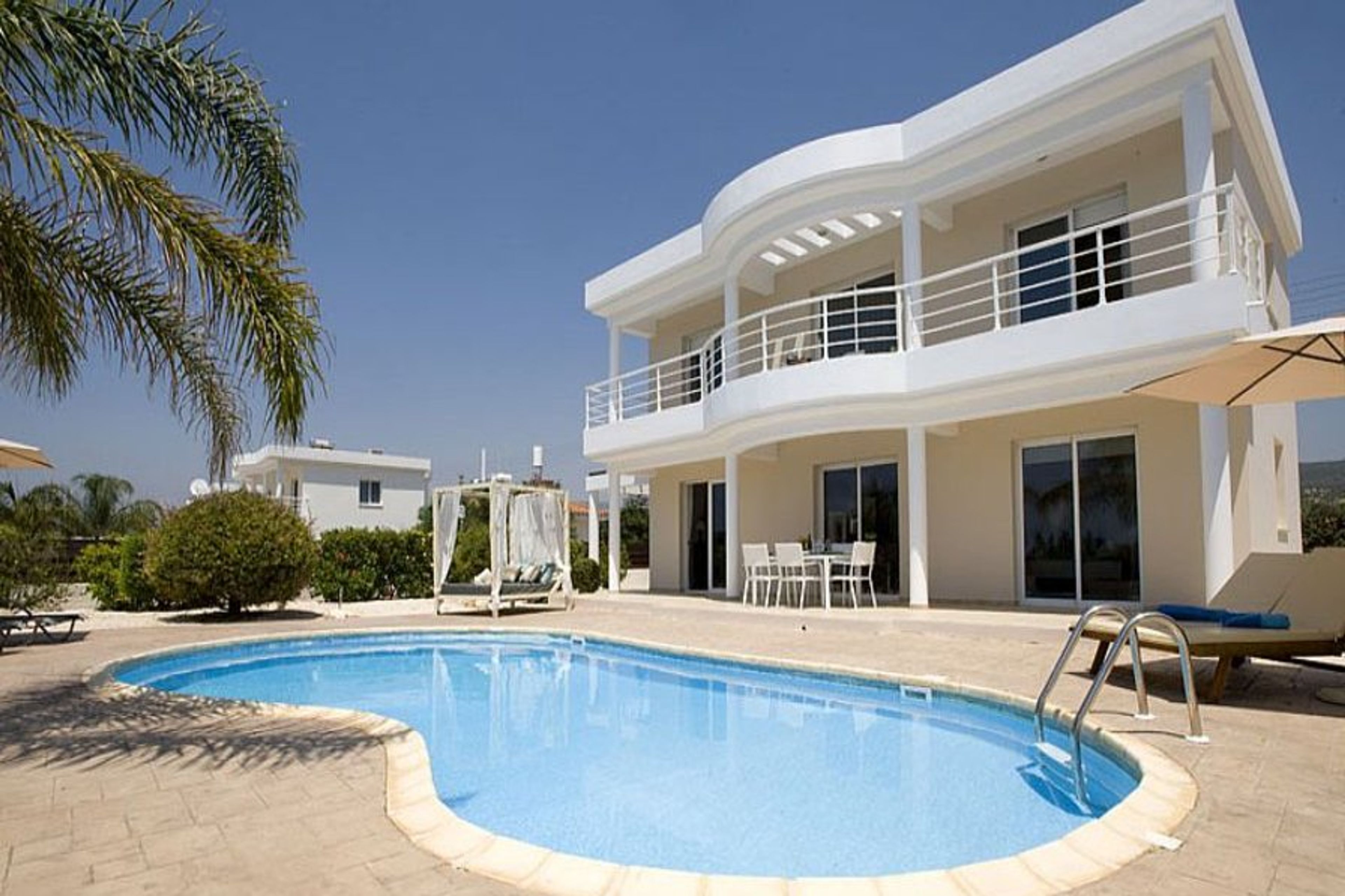 Villa St George