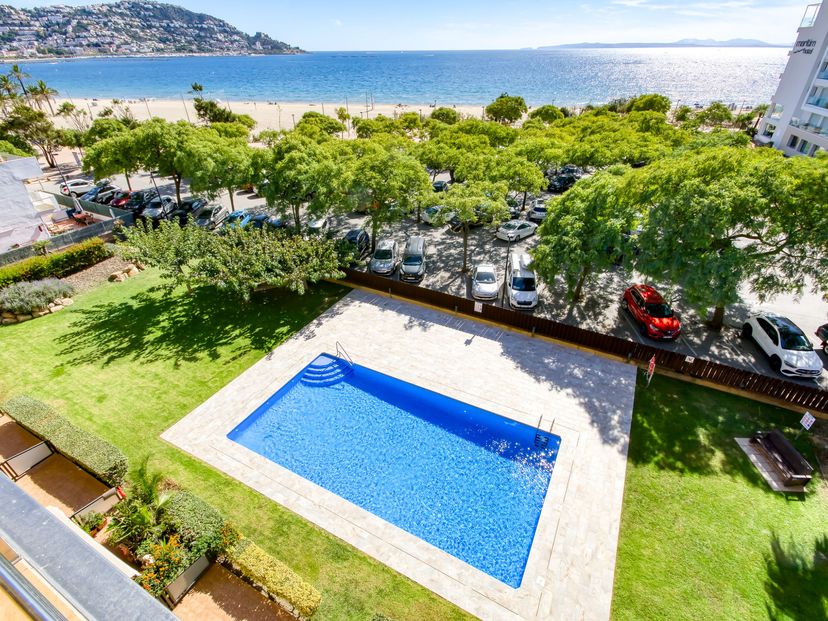 Apartment in Santa Margarida, Spain