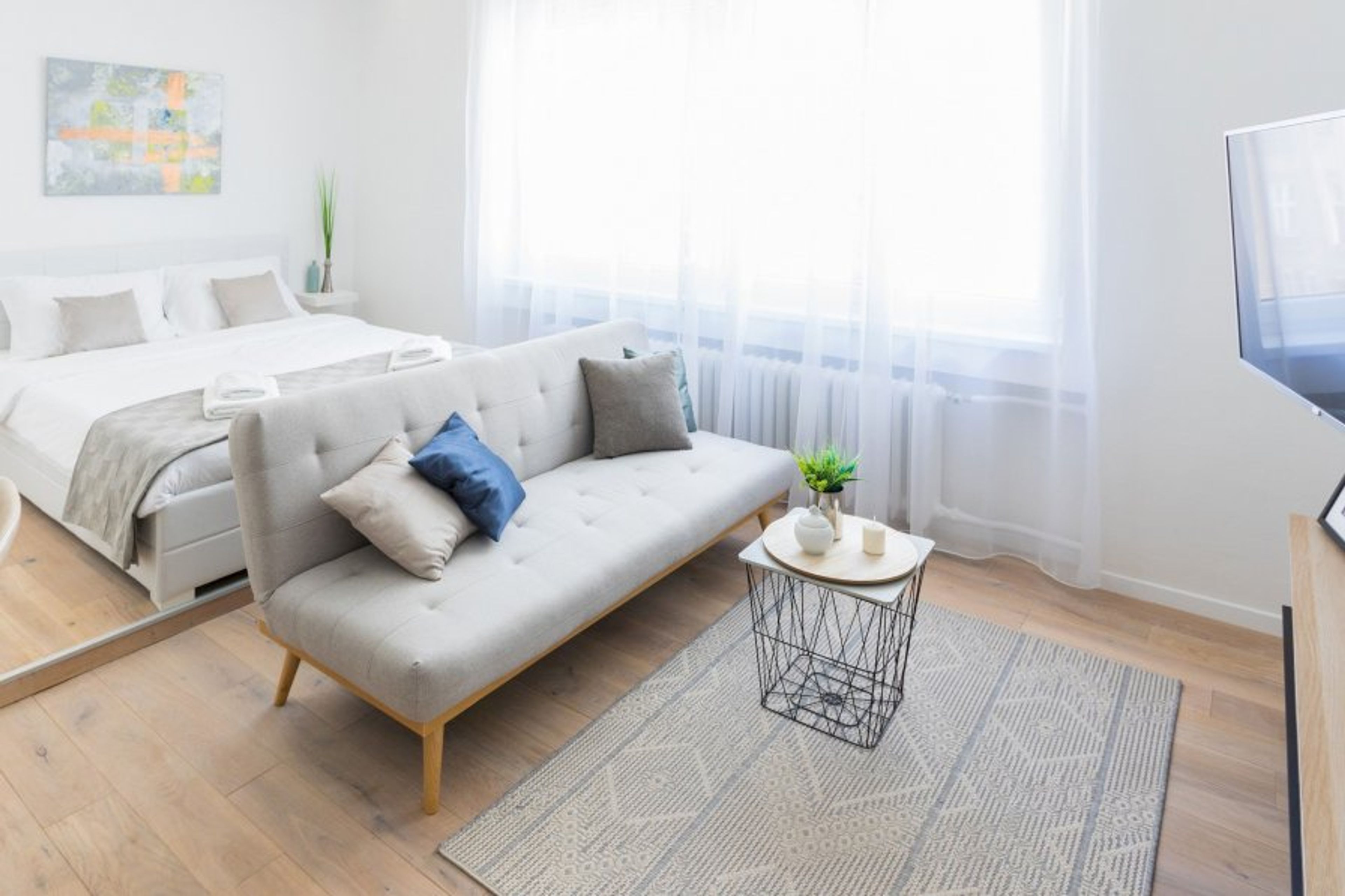 Modern and perfect to accommodate up to 4 people!