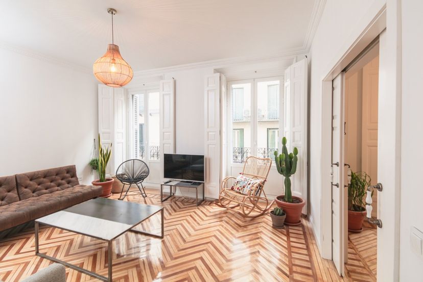 Apartment in Universidad, Spain