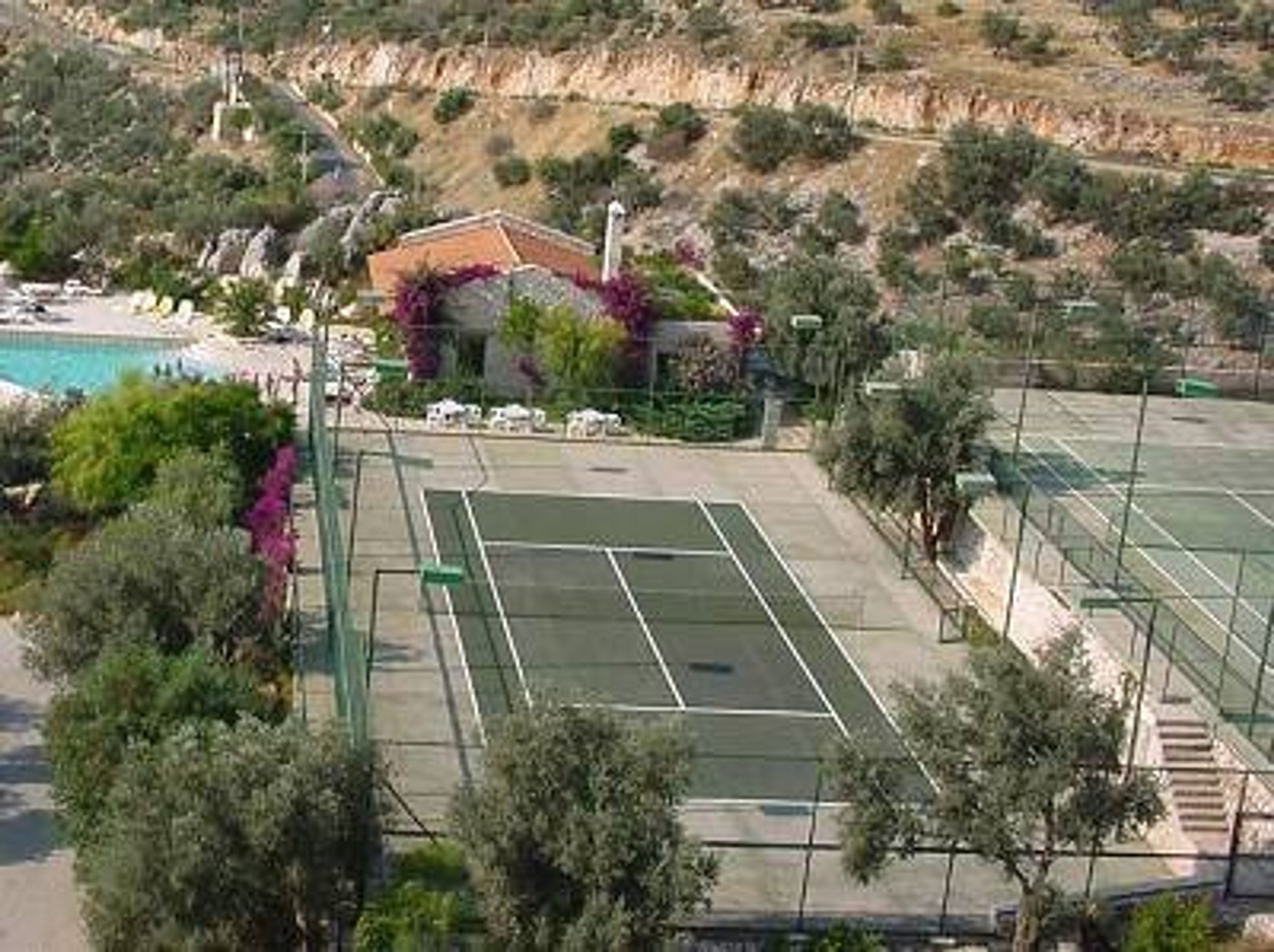 Tennis Courts for your enjoyment