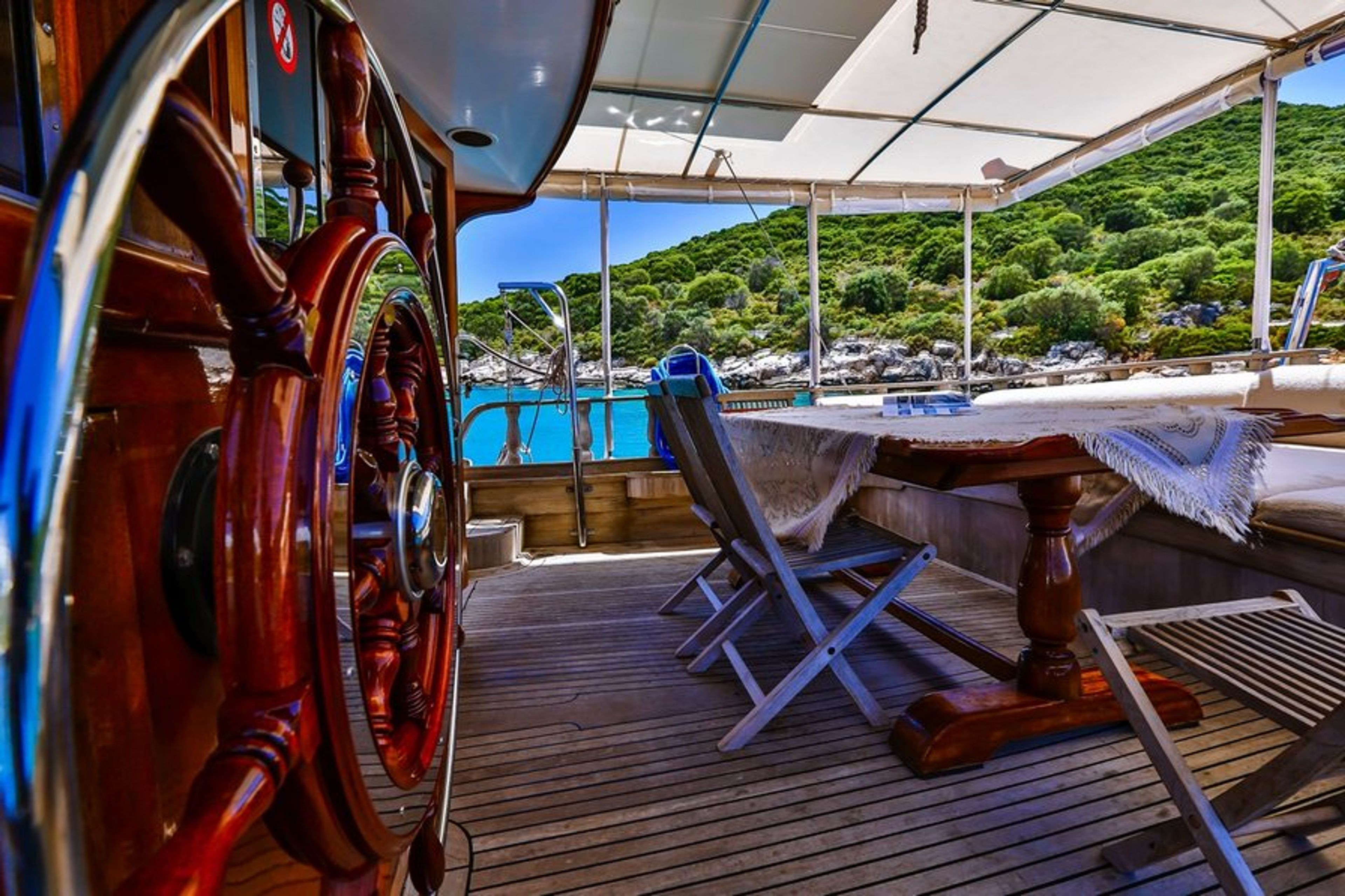 Helm &amp; Aft Dining Table