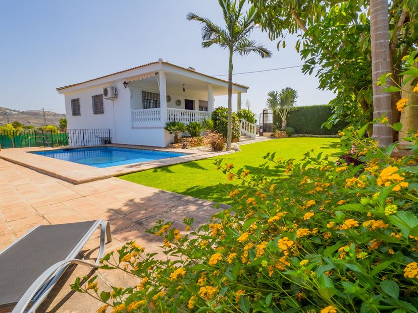 Cottage in Coín, Spain