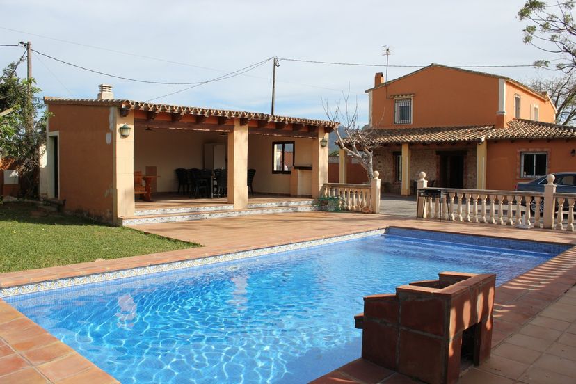 Villa in Spain, Marines