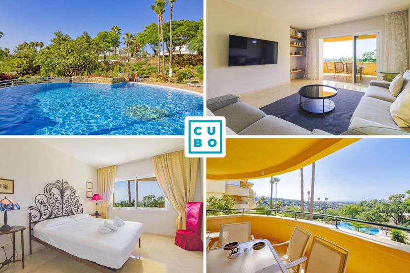 Apartment in Elviria, Spain