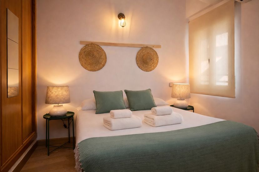 Apartment in Universidad, Spain