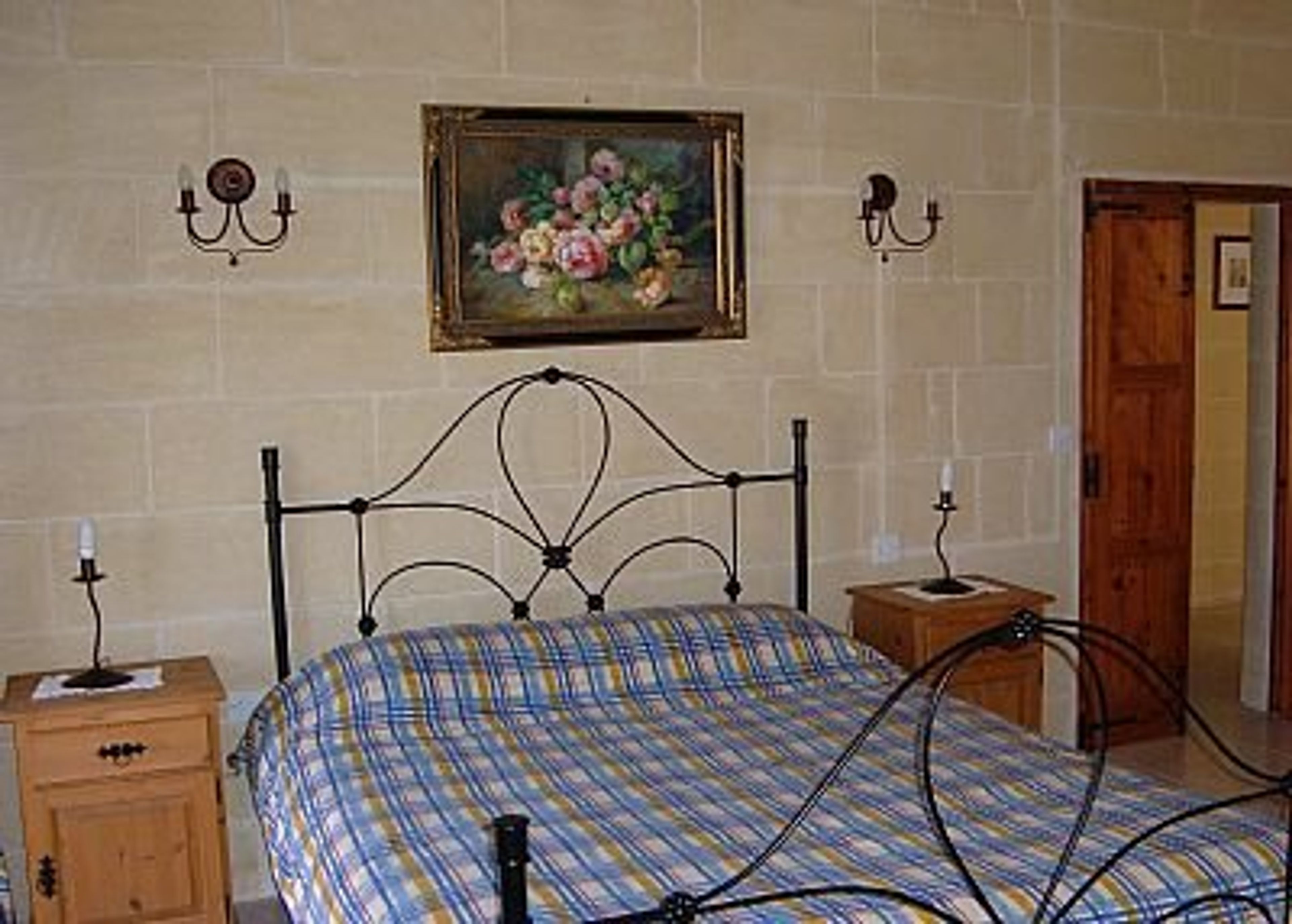 Double bedroom at Ta Kolina