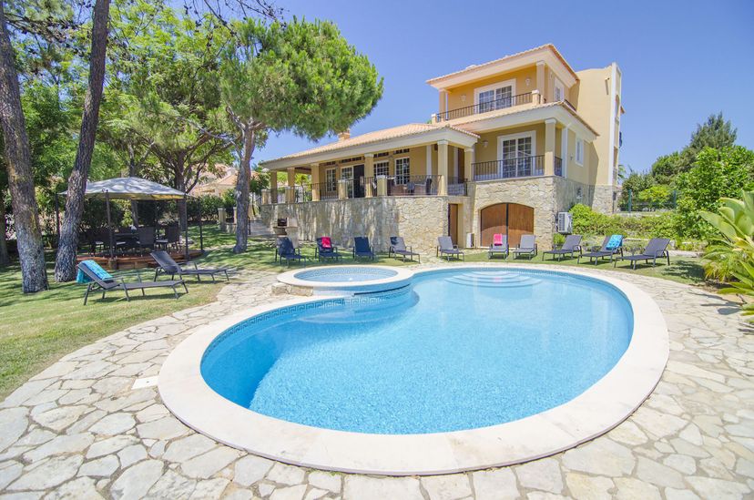 Villa in Garrão, Algarve