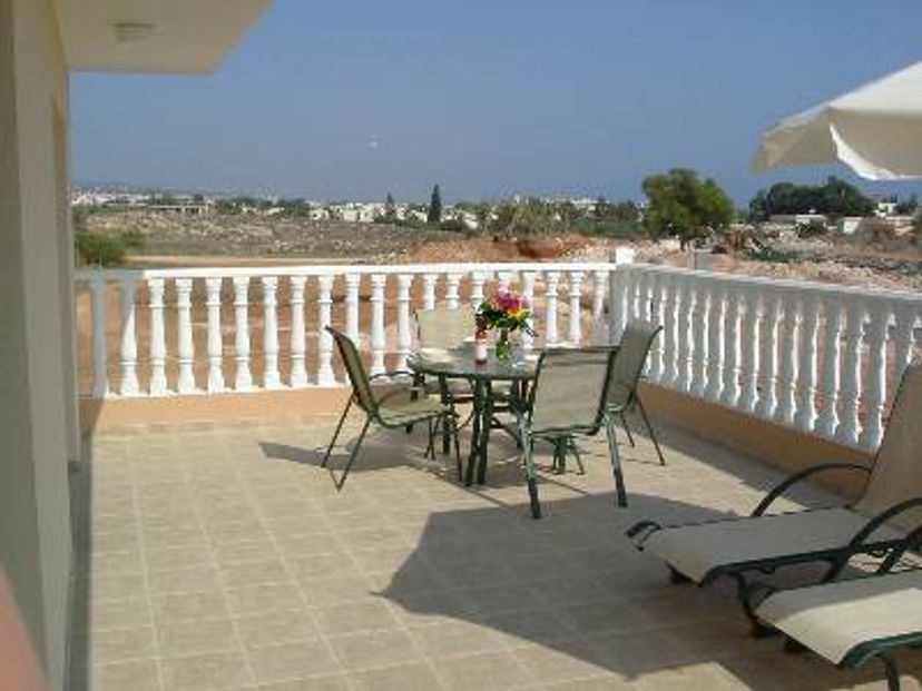 Apartment in Nissi Golden Sands, Cyprus: Large veranda