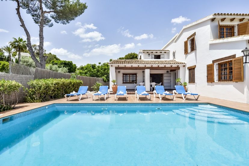 Villa in Spain, Cometa