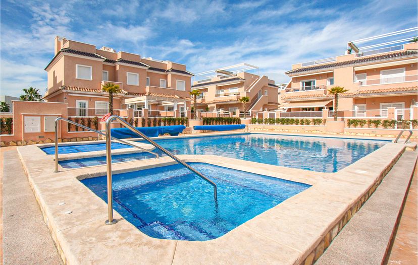 Villa in La Cuerda y Lomas de Cabo Roig, Spain