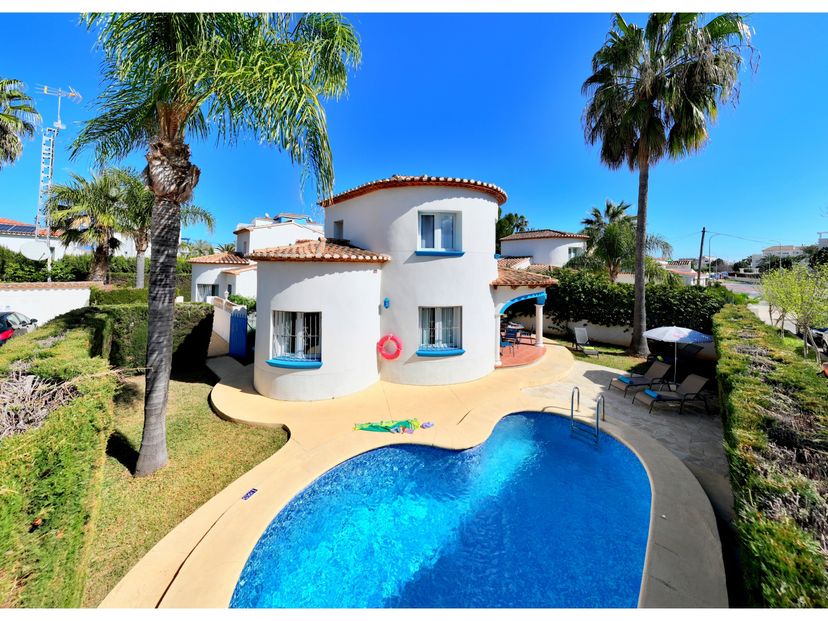 Villa in Spain, Marines