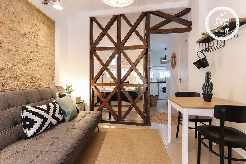 Studio apartment in Portugal, Castelo
