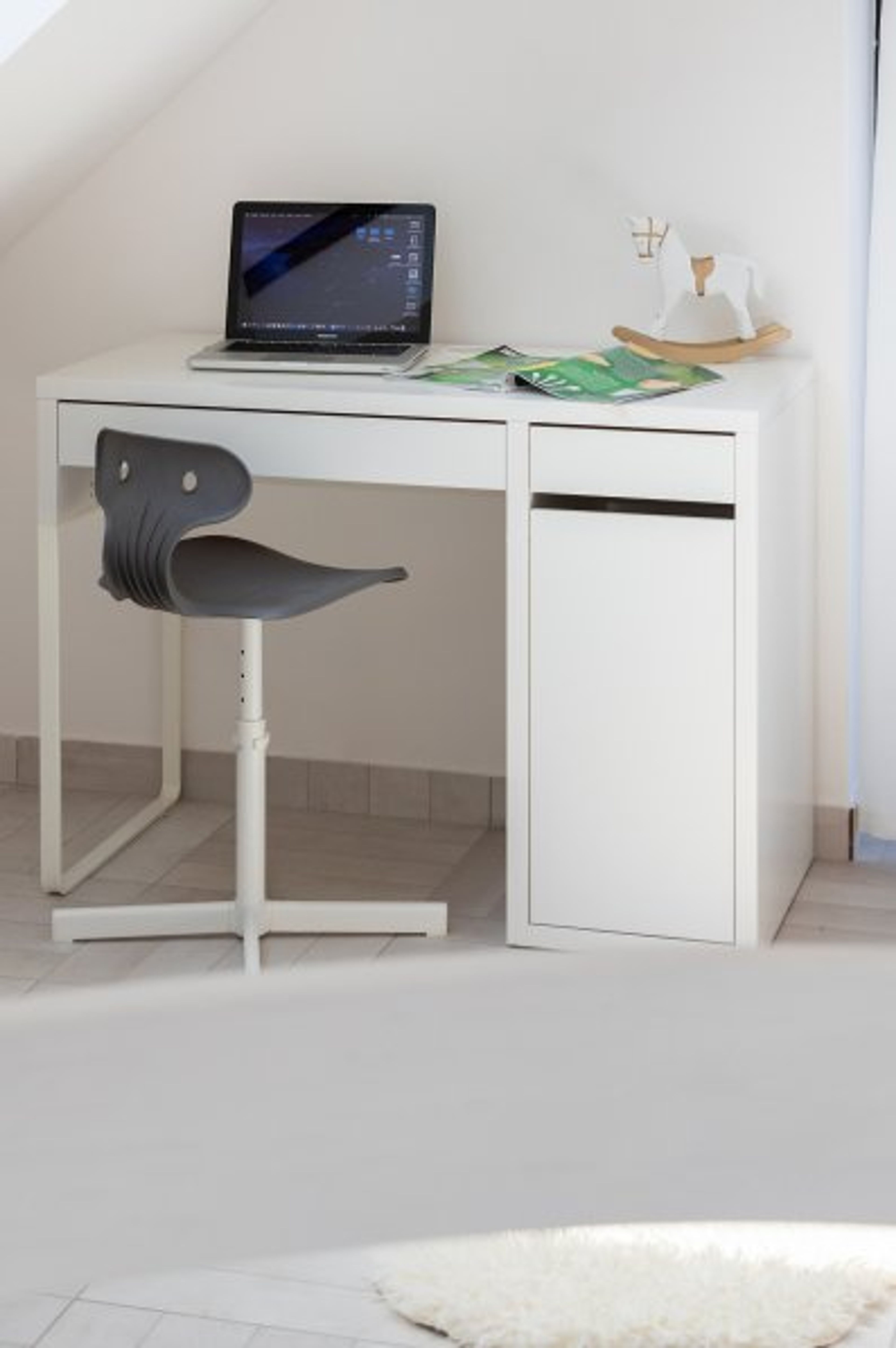 Laptop friendly Loft 