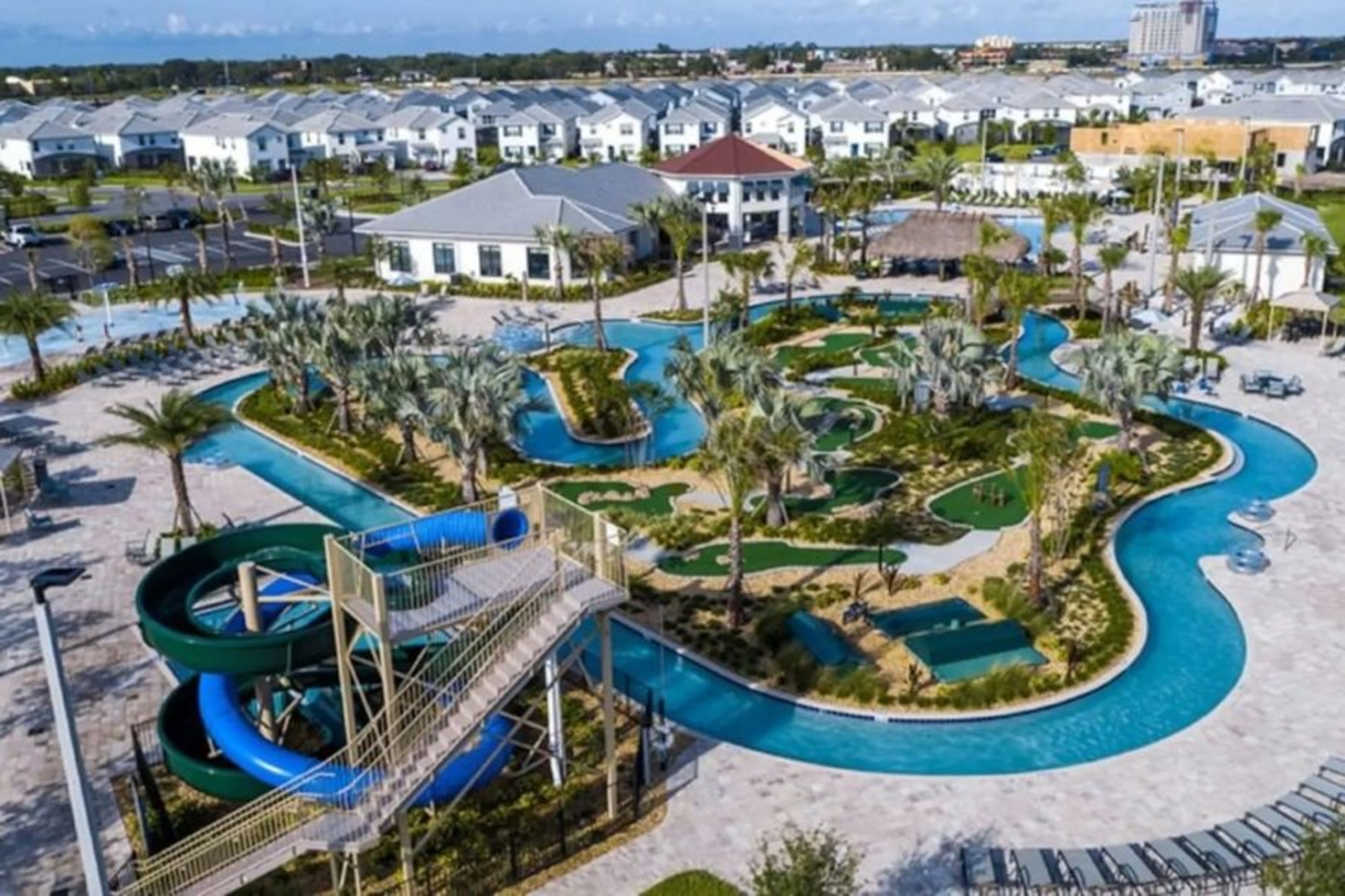 Aerial view of the Storey Lakes Clubhouse and amenities