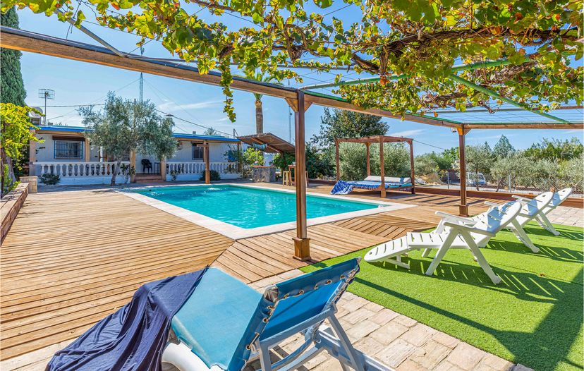 Villa in Valleverde, Spain