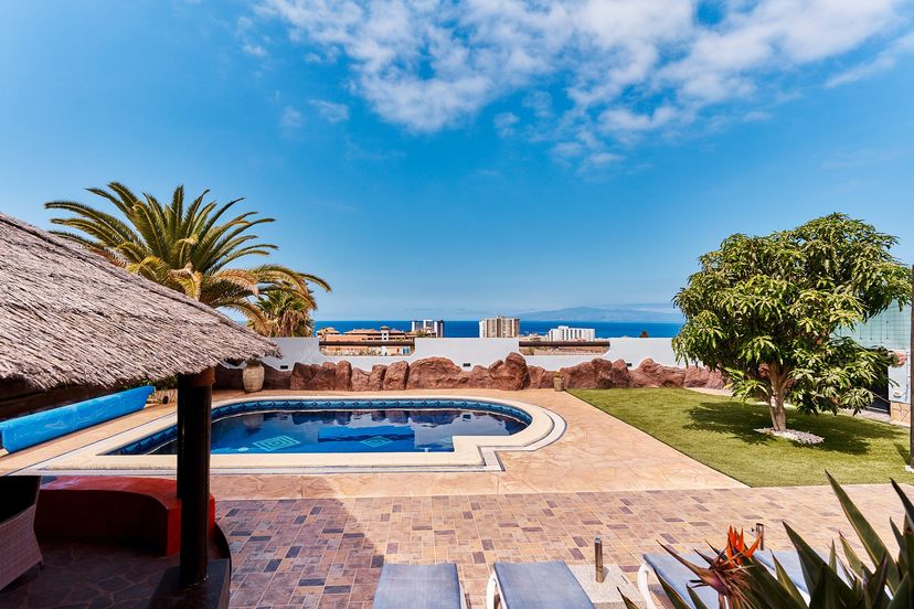 Villa in Playa Paraiso, Tenerife