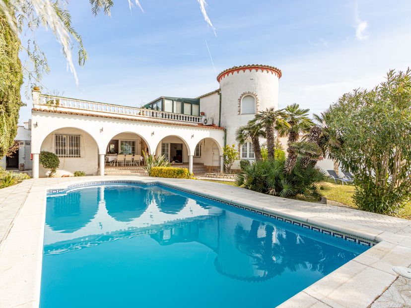 Villa in Empuriabrava, Spain