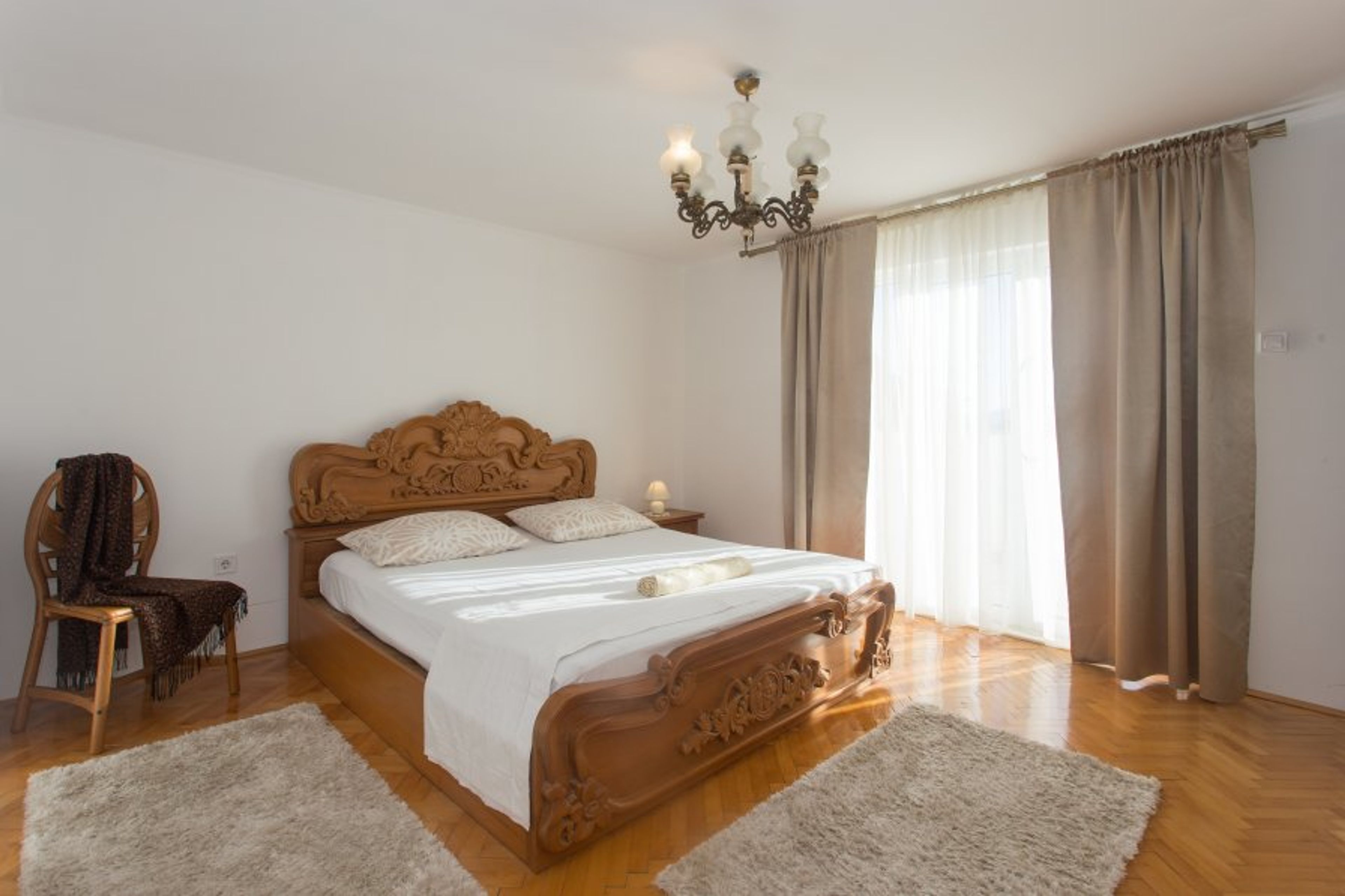 Bedroom 2. with balcony