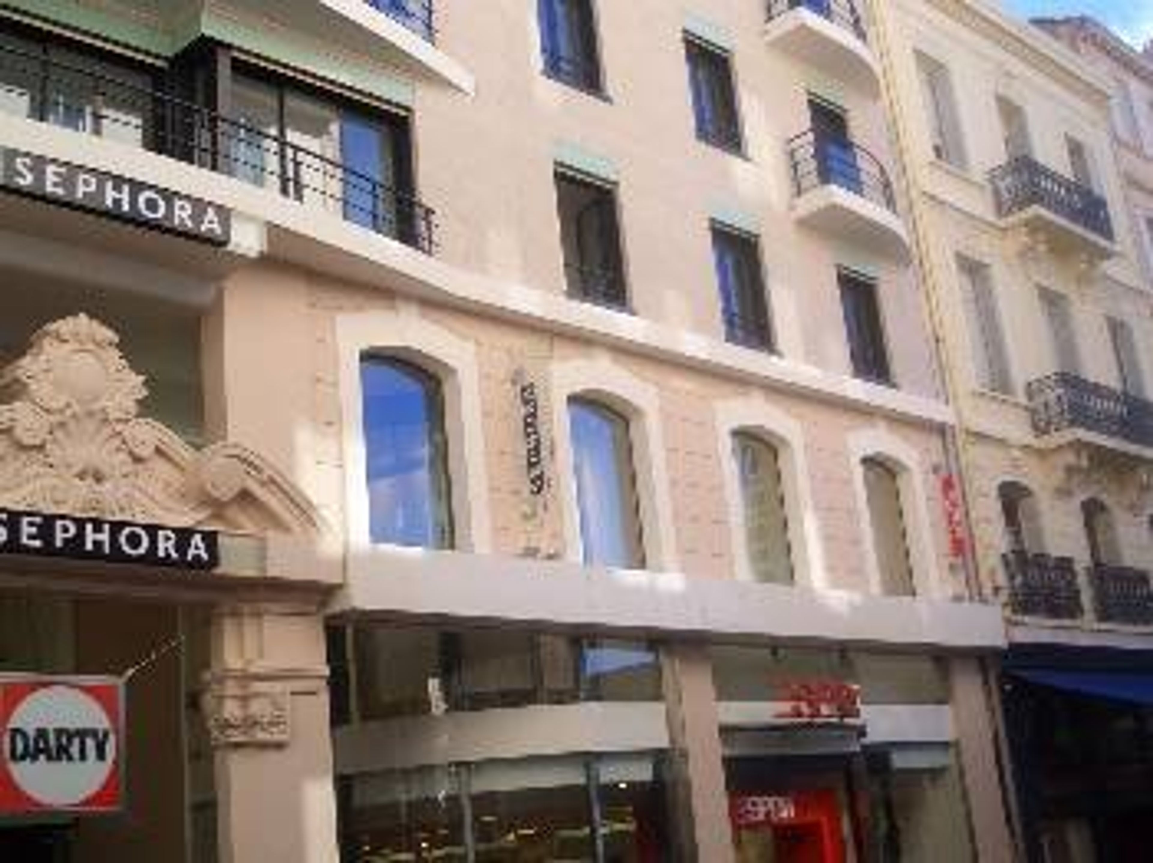 View of the apartment from Rue d'Antibes