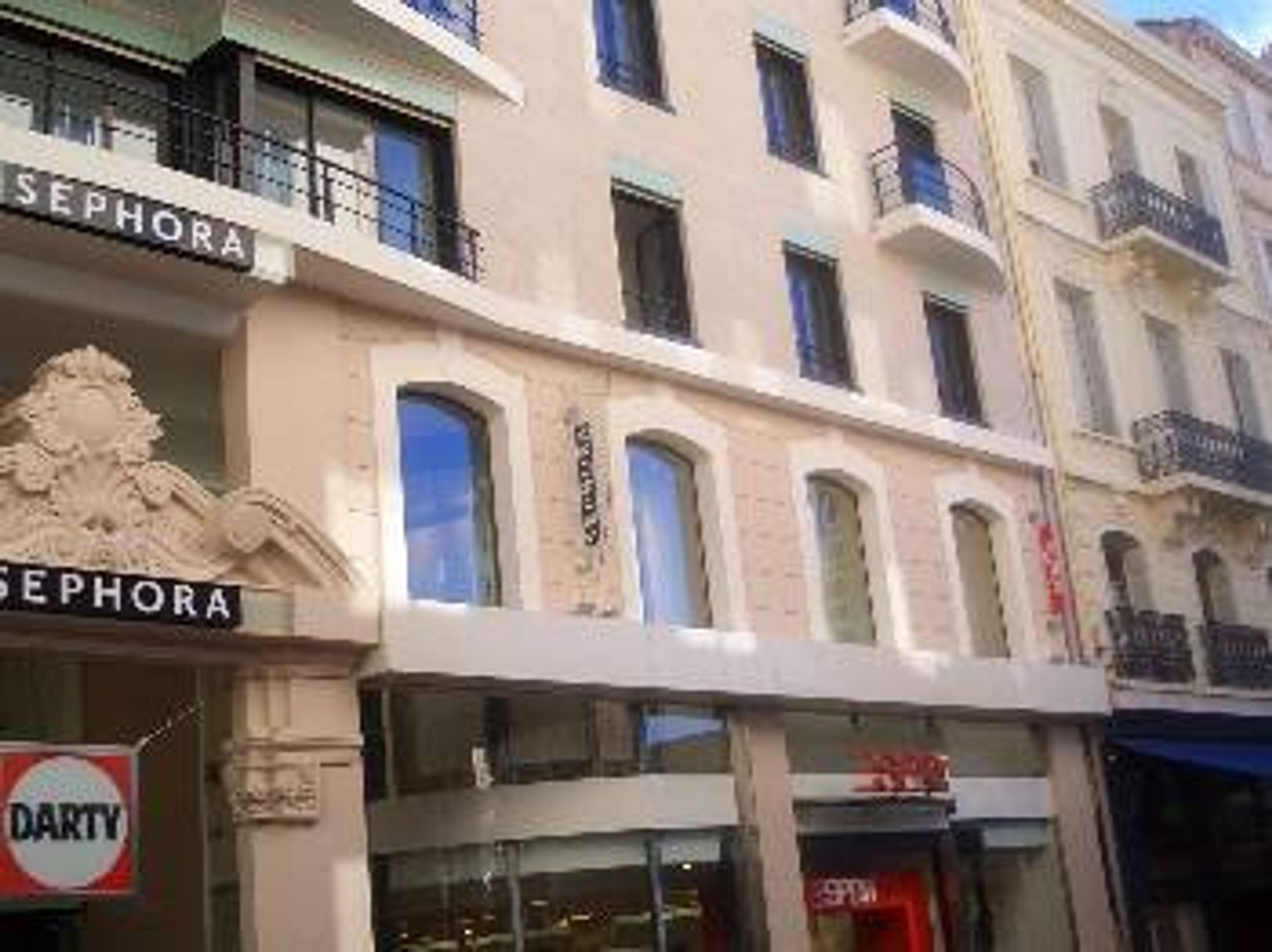 View of the apartment from Rue DAntibes