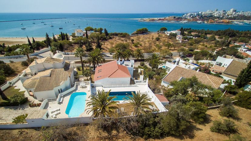 Villa in Ferragudo, Algarve
