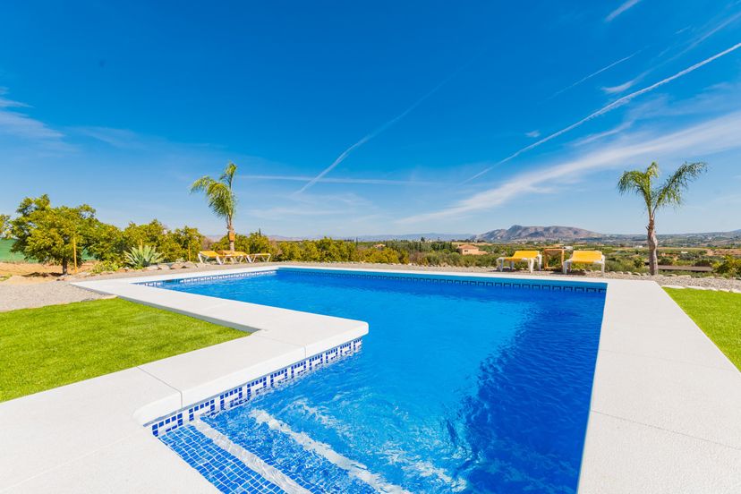 Cottage in Coín, Spain