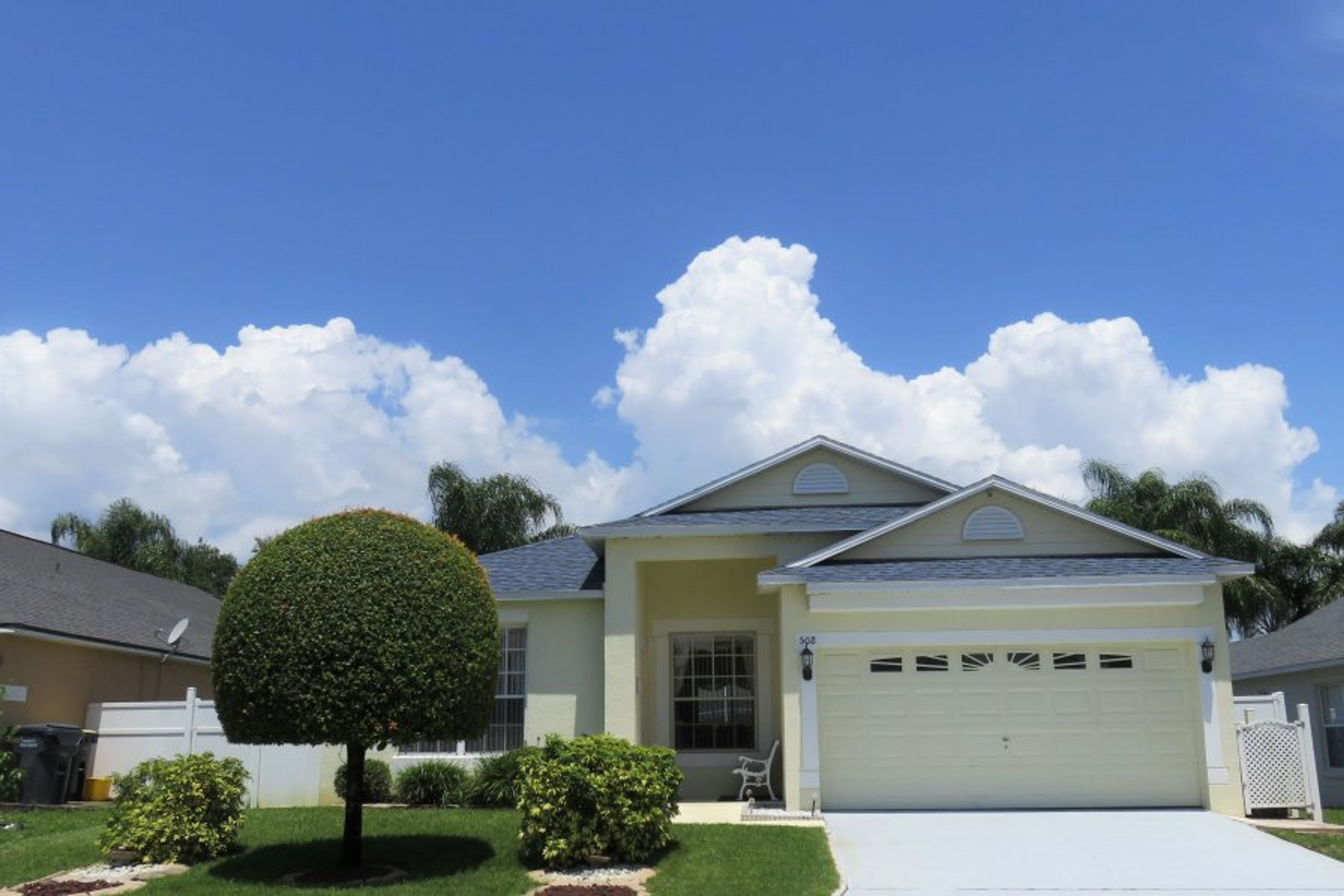 Davenport Lakes Holiday Villa
