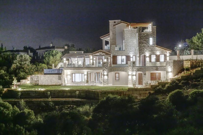 Villa in Aphrodite Hills, Cyprus