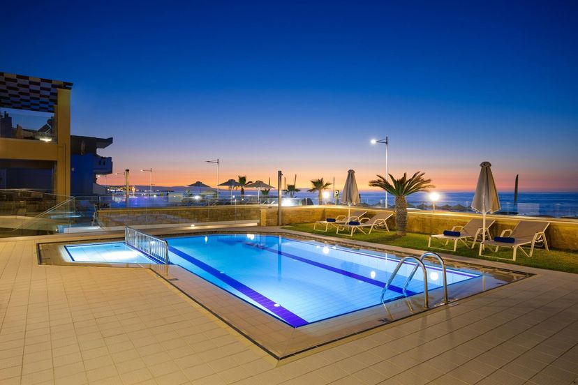 Villa in Greece, Retimno
