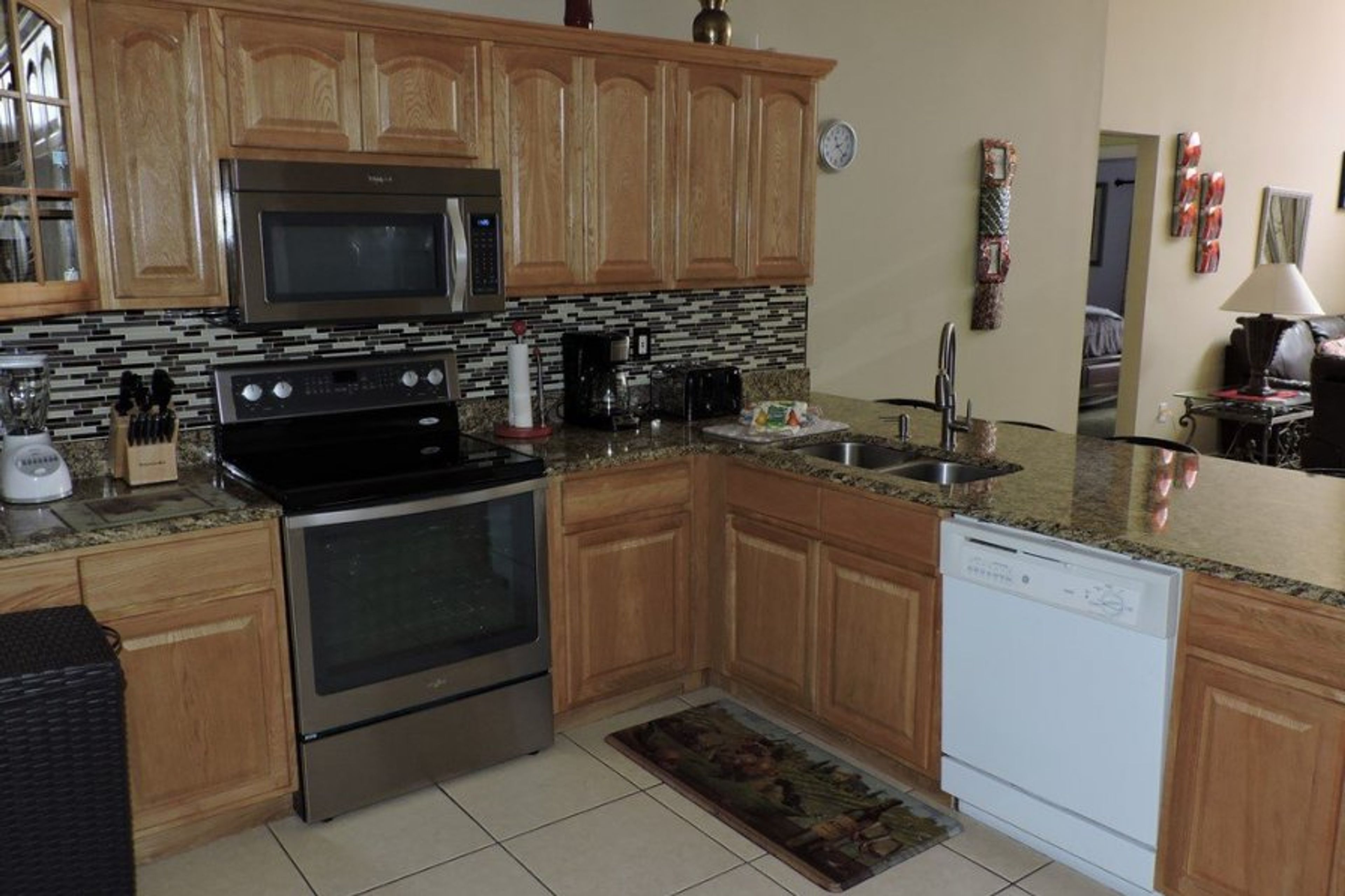 Fully equipped kitchen