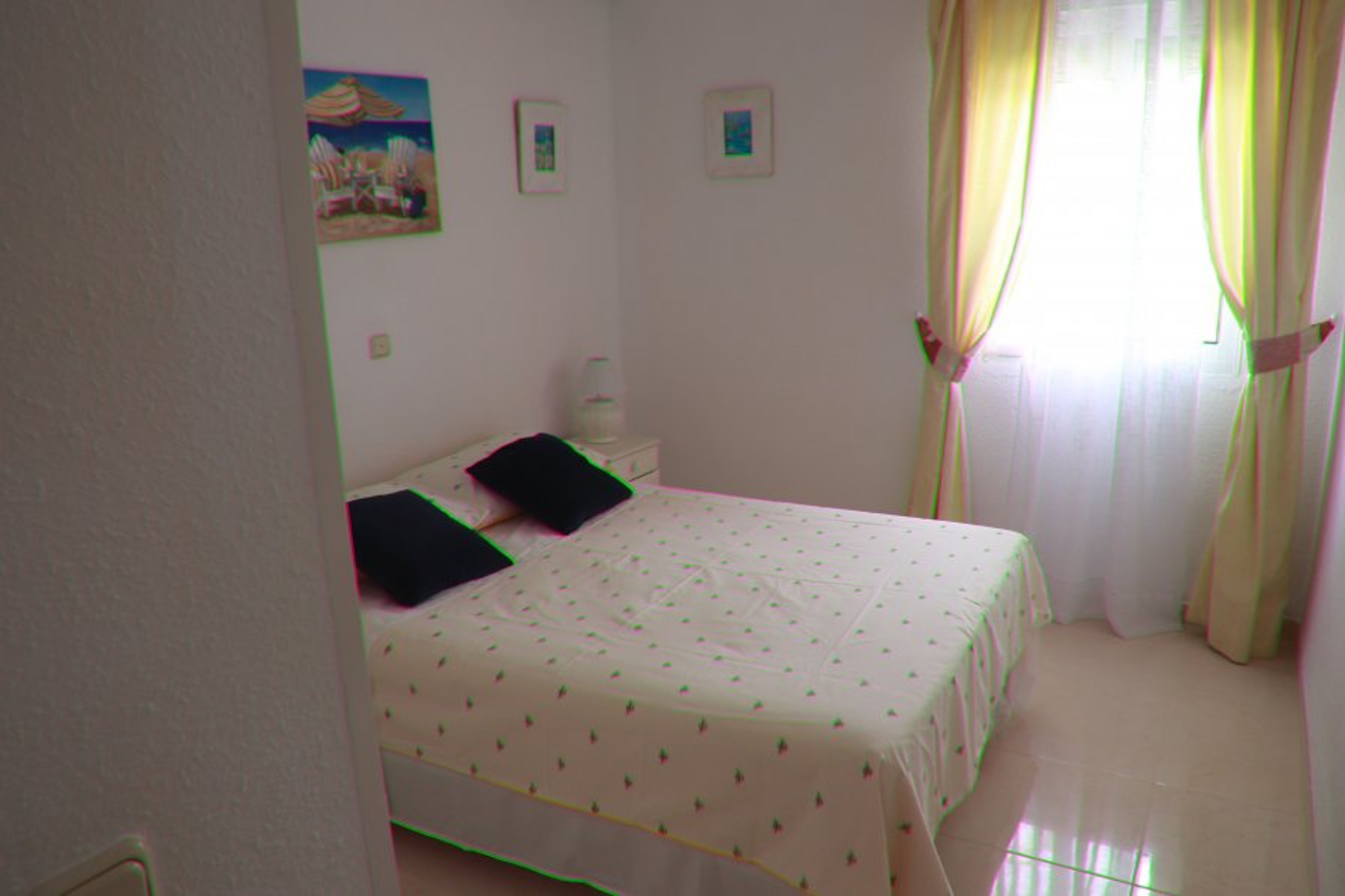 Comfortable double bedroom
