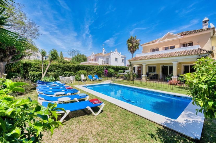 Villa in Estepona, Spain