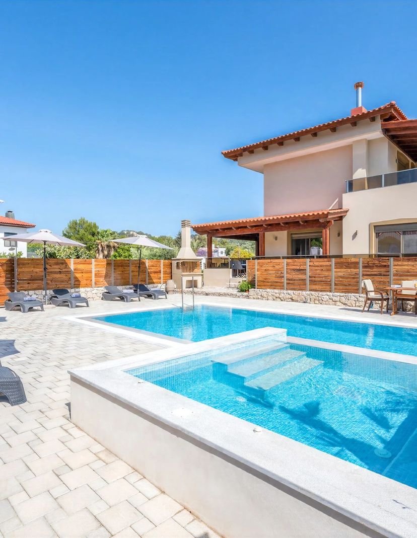 Villa in Greece, Ixia