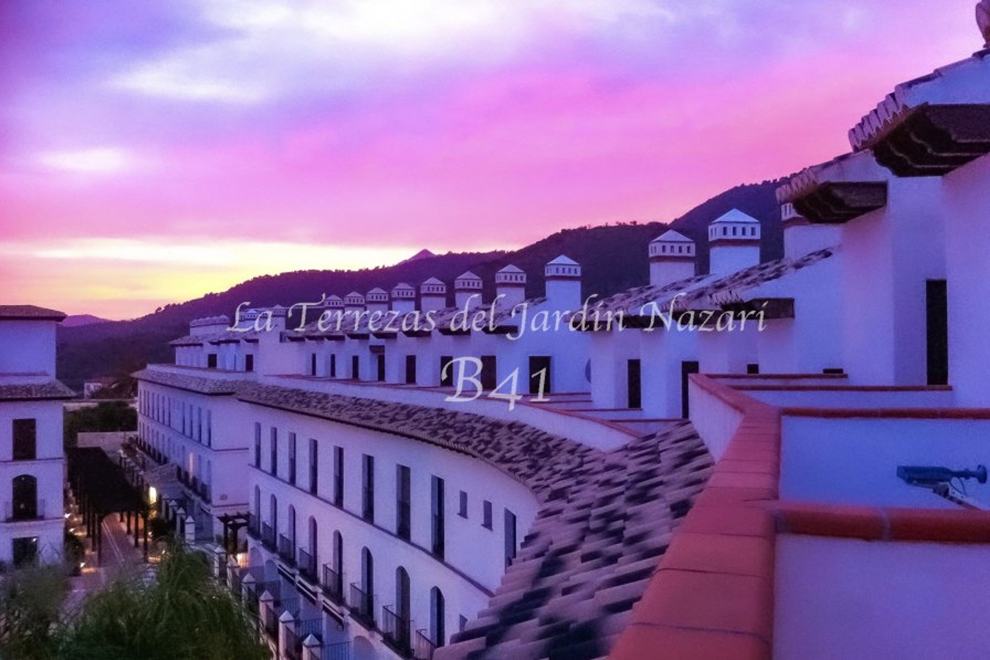  Granada has " the most beautiful sunset in the world" 
Bill Clinton