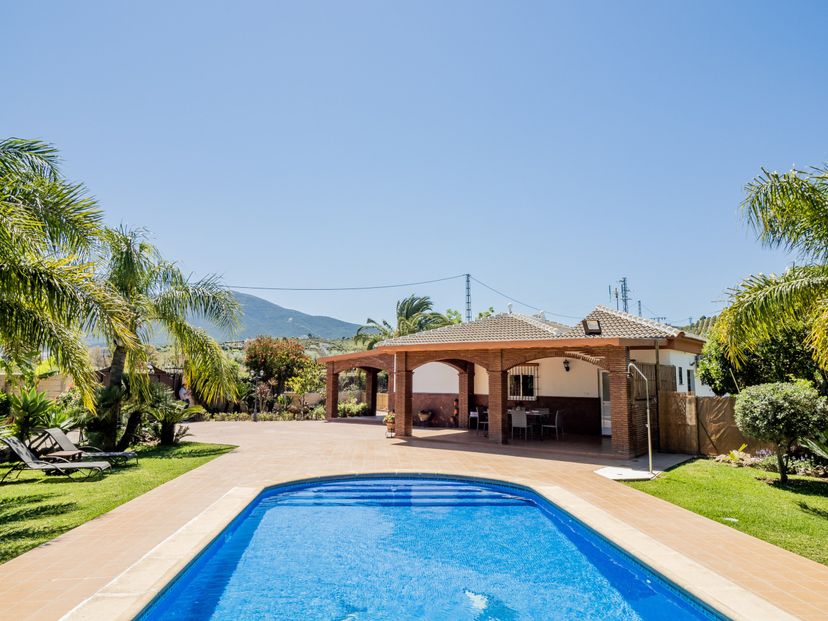 Cottage in Coín, Spain