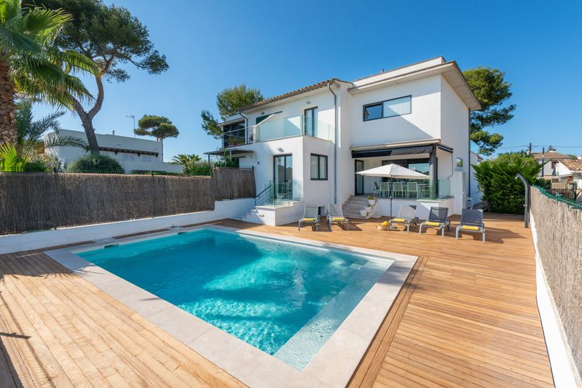 Villa in Ca'n Picafort, Majorca