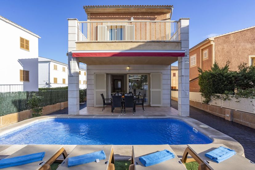 Villa in Platja d'Alcudia, Majorca