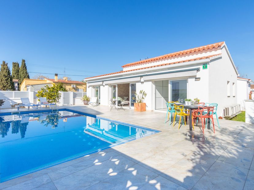 Villa in Empuriabrava, Spain