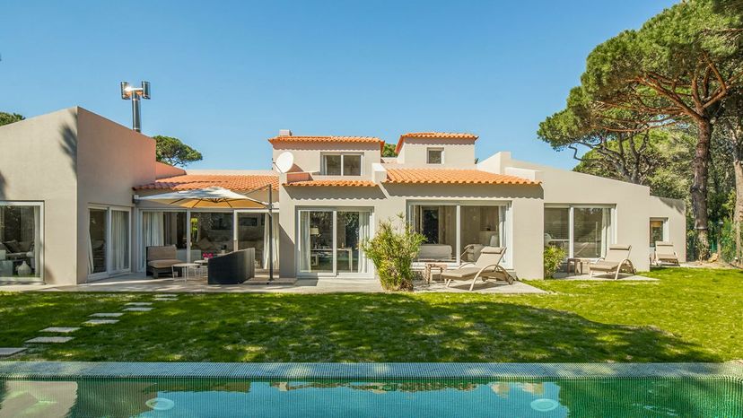 Villa in Quinta da Marinha, Lisbon Metropolitan Area