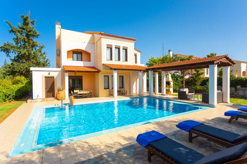 Villa in Greece, Chania region: Beautiful villa with private pool and terrace