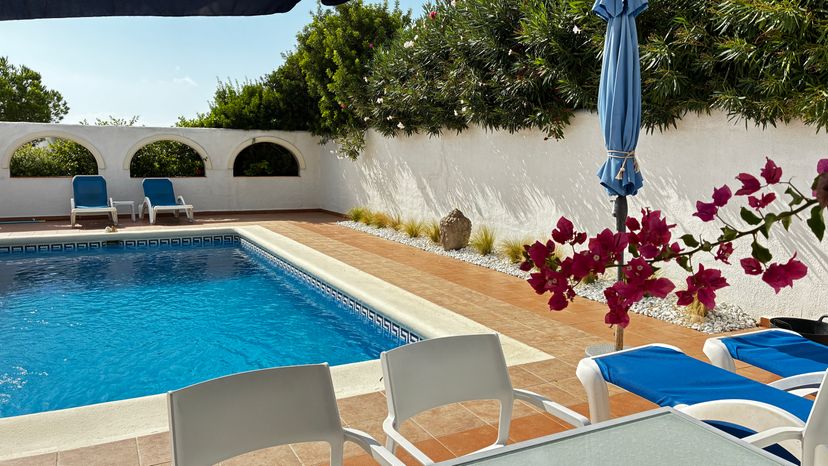 Villa in Spain, Cumbre del Sol: 2 bed villa overlooking the sea, with pool in private courtyard