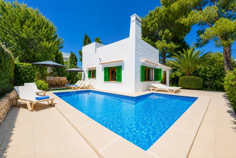 Villa in Spain, Cala d'Or: Beautiful villa with private pool and terrace