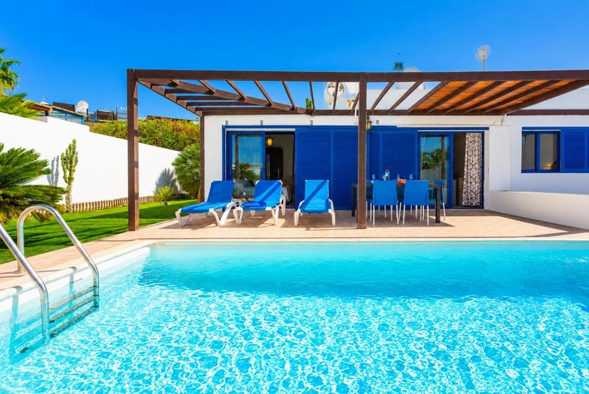 Villa in Spain, Las Coloradas: Beautiful villa with private pool, terrace, and garden